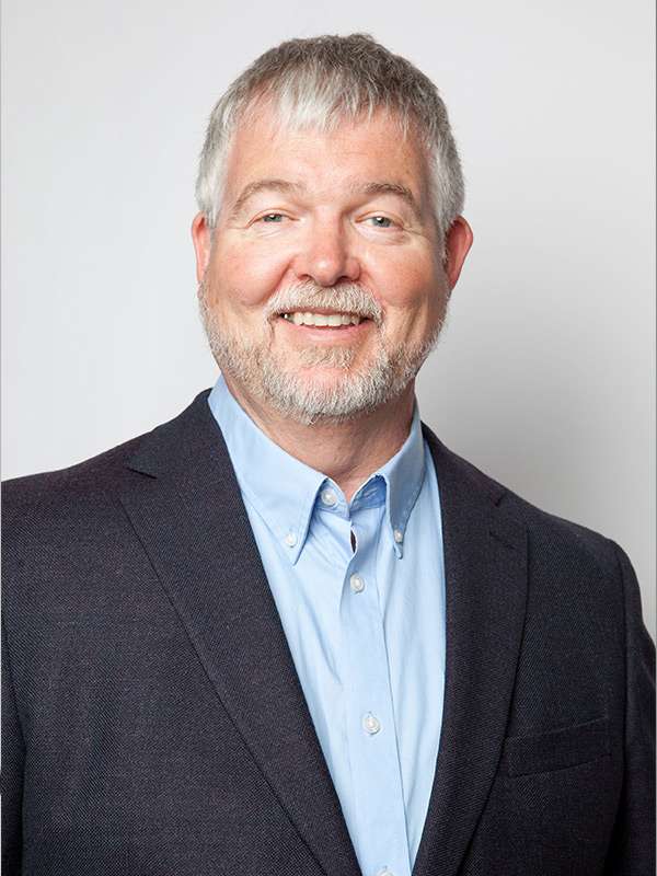 Headshot - Glen Foster