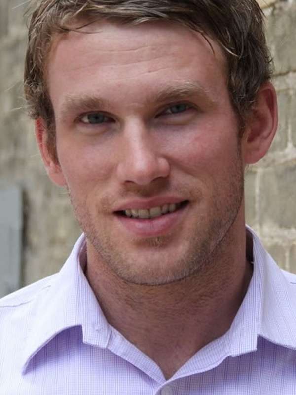 Headshot - Dan Glasswick