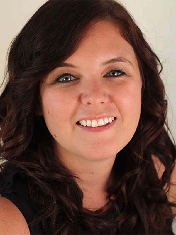 Headshot - Amber-Sekowen Daniels