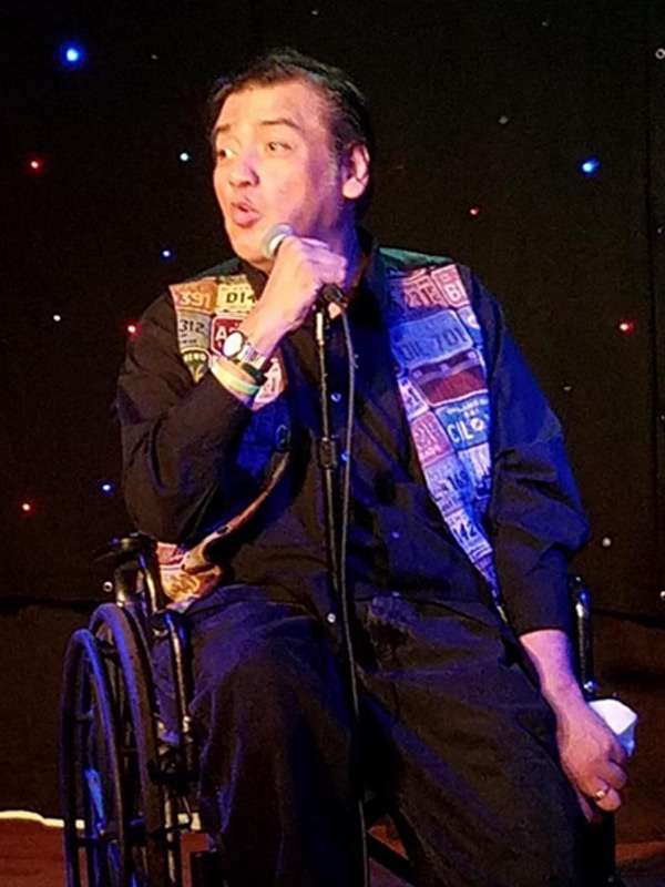 Headshot - Chris Fonesca